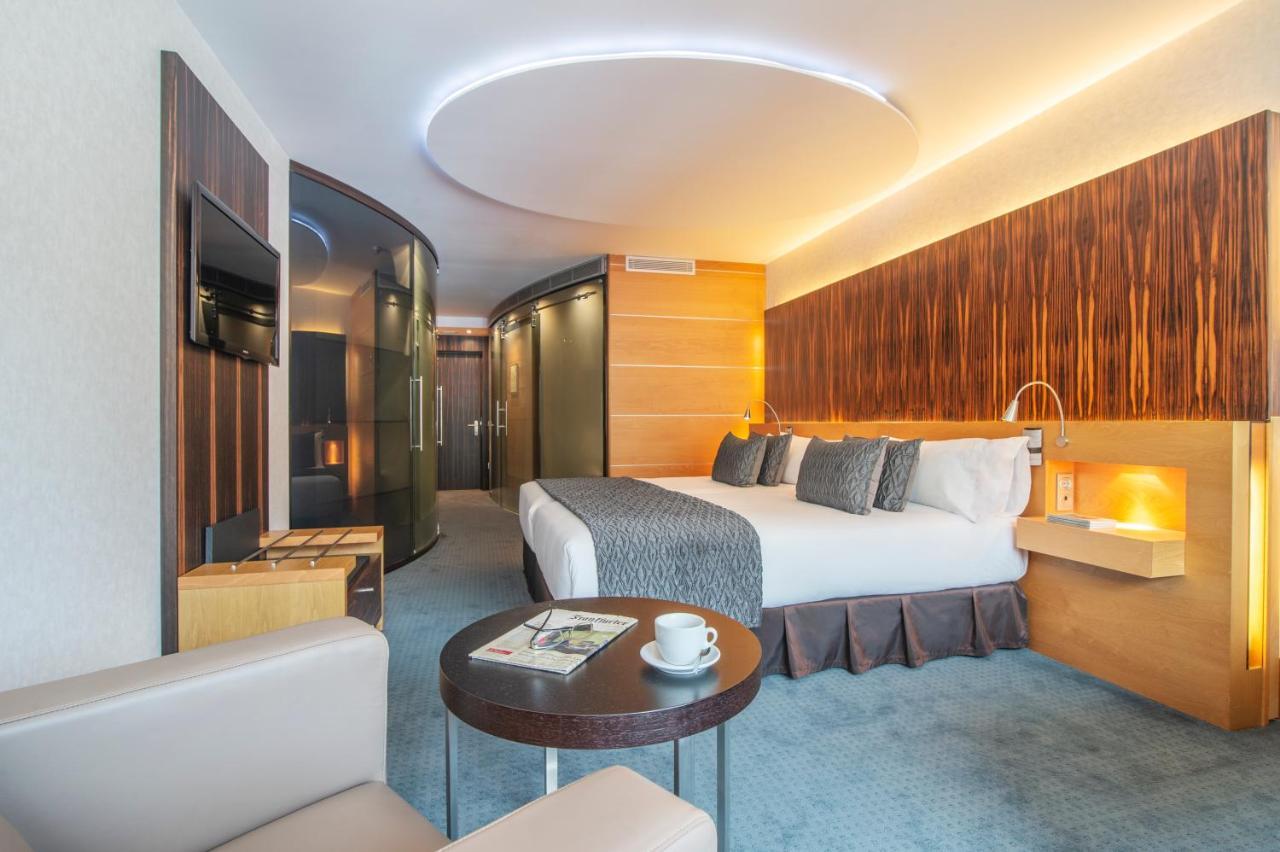 Hotel Starc By Pierre & Vacances Premium Андорра-ла-Велья Экстерьер фото