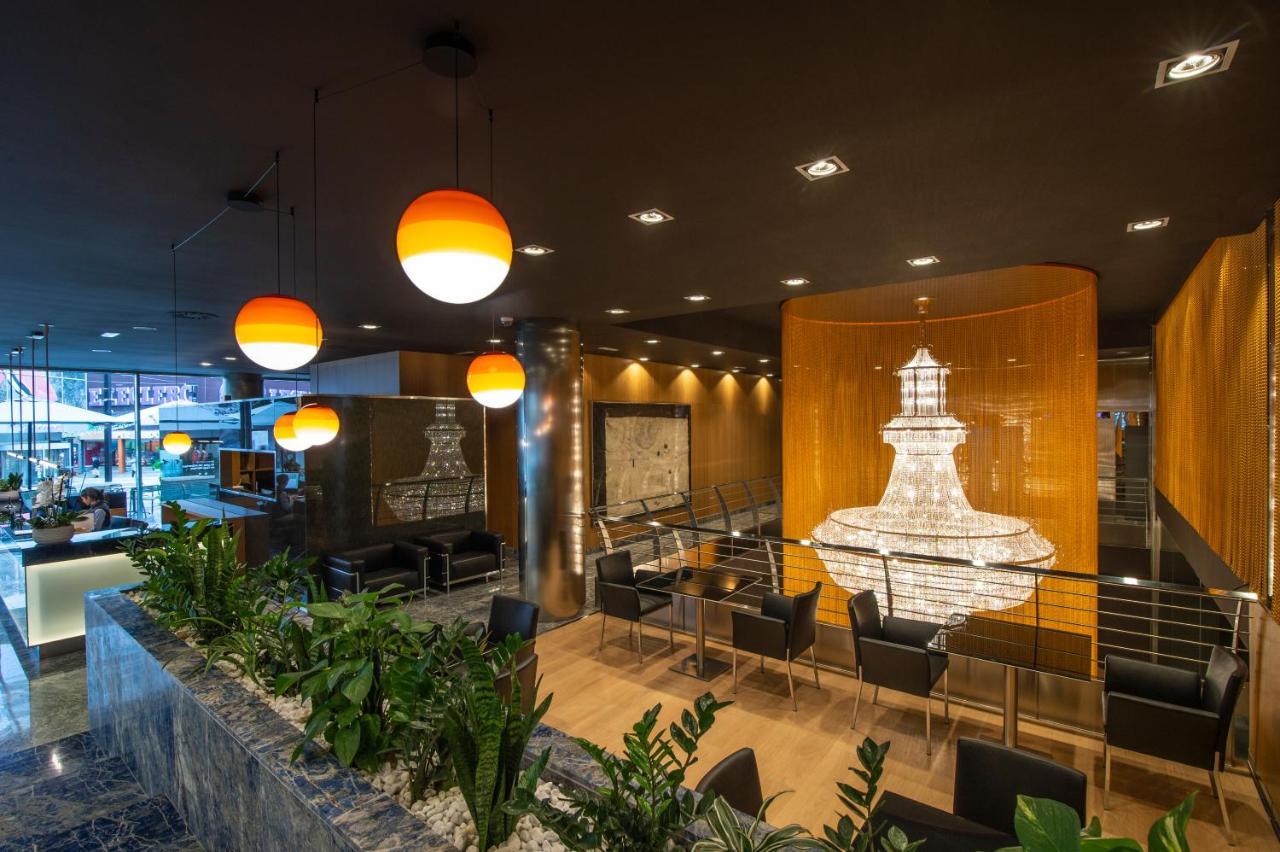 Hotel Starc By Pierre & Vacances Premium Андорра-ла-Велья Экстерьер фото