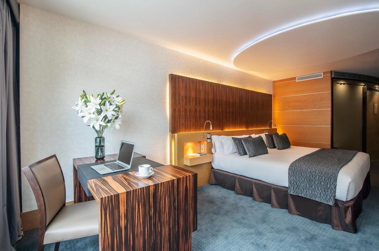 Hotel Starc By Pierre & Vacances Premium Андорра-ла-Велья Экстерьер фото